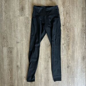 Old Navy Black Mesh Elevate Go-Dry Leggings